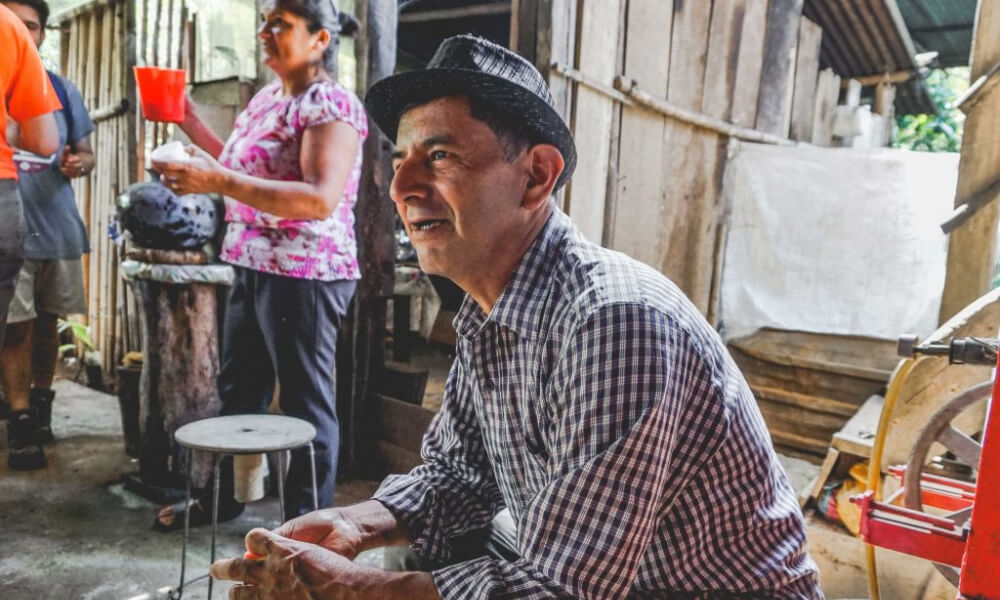 Headshot of and Ecuadorian coffee farmer