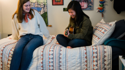 post: What It’s Like To Live With A Roommate