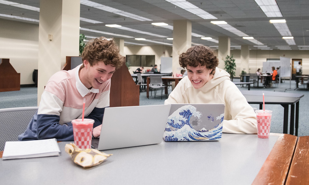 Dylan Sanfilippo and Colin Ralph studying