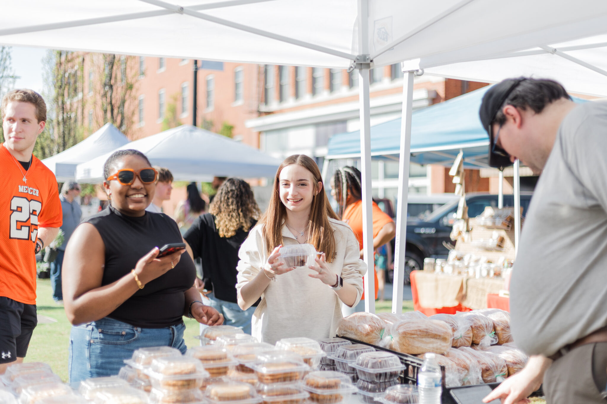 Students shopping at Mulberry Market 